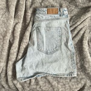 Zara jean shorts!! Size 10